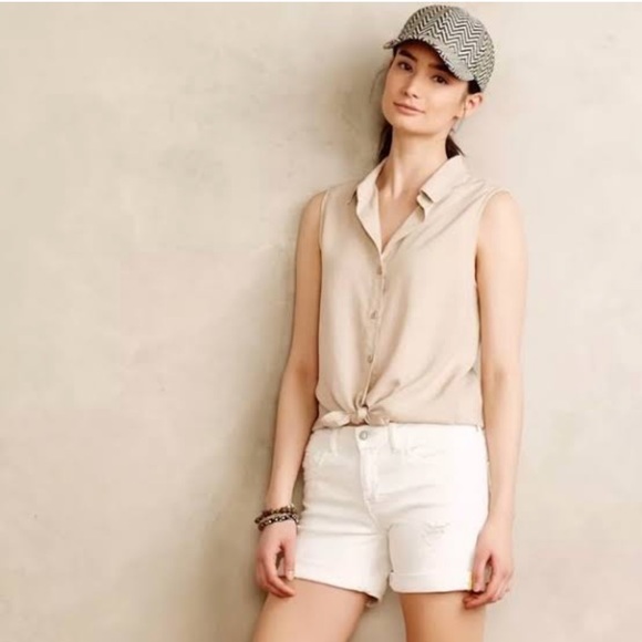 Cloth and Stone Sleeveless Button-Down Tan Blouse - Picture 1 of 5